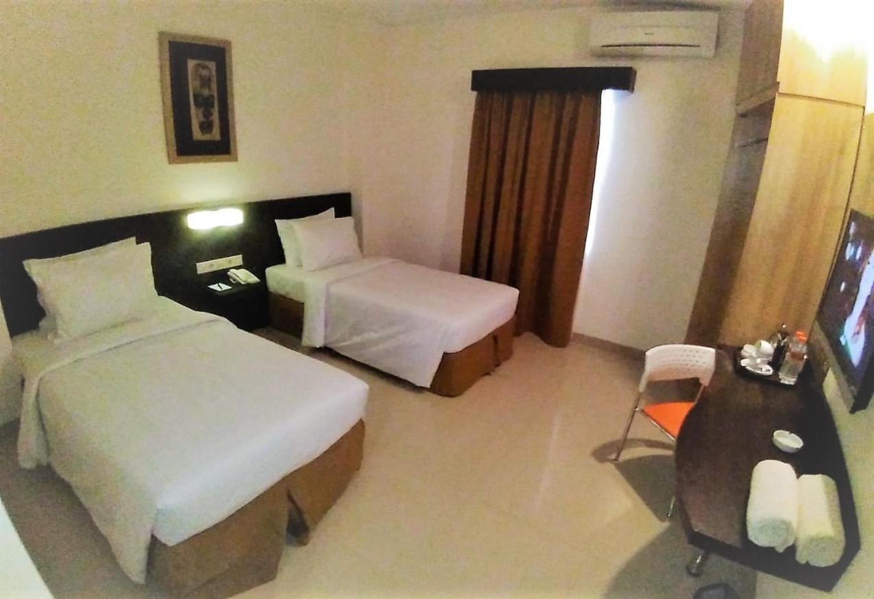 The Waigo Hotel Sorong Dış mekan fotoğraf